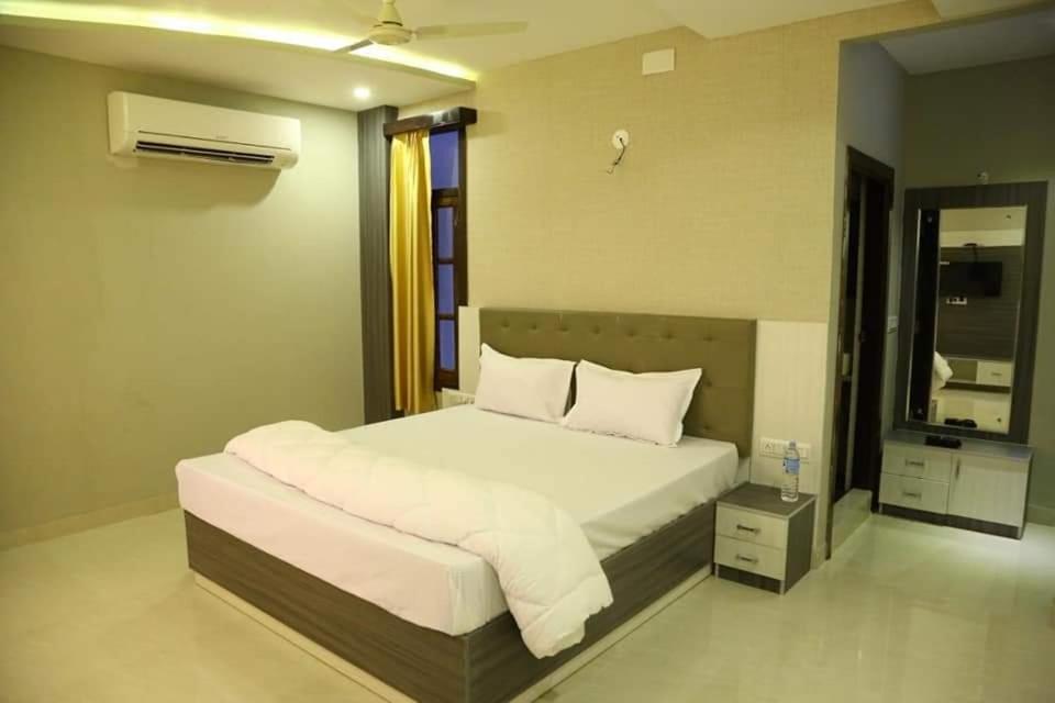 Hotel Hill Vista Udaipur Eksteriør billede